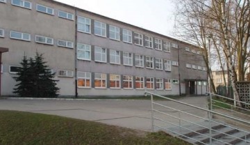 Szkoła Podstawowa nr 5 przy ul. Młyńska - powiększ